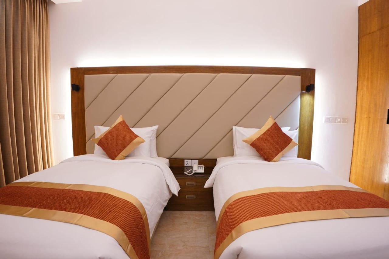 Hotel Studio23 ธากา ภายนอก รูปภาพ