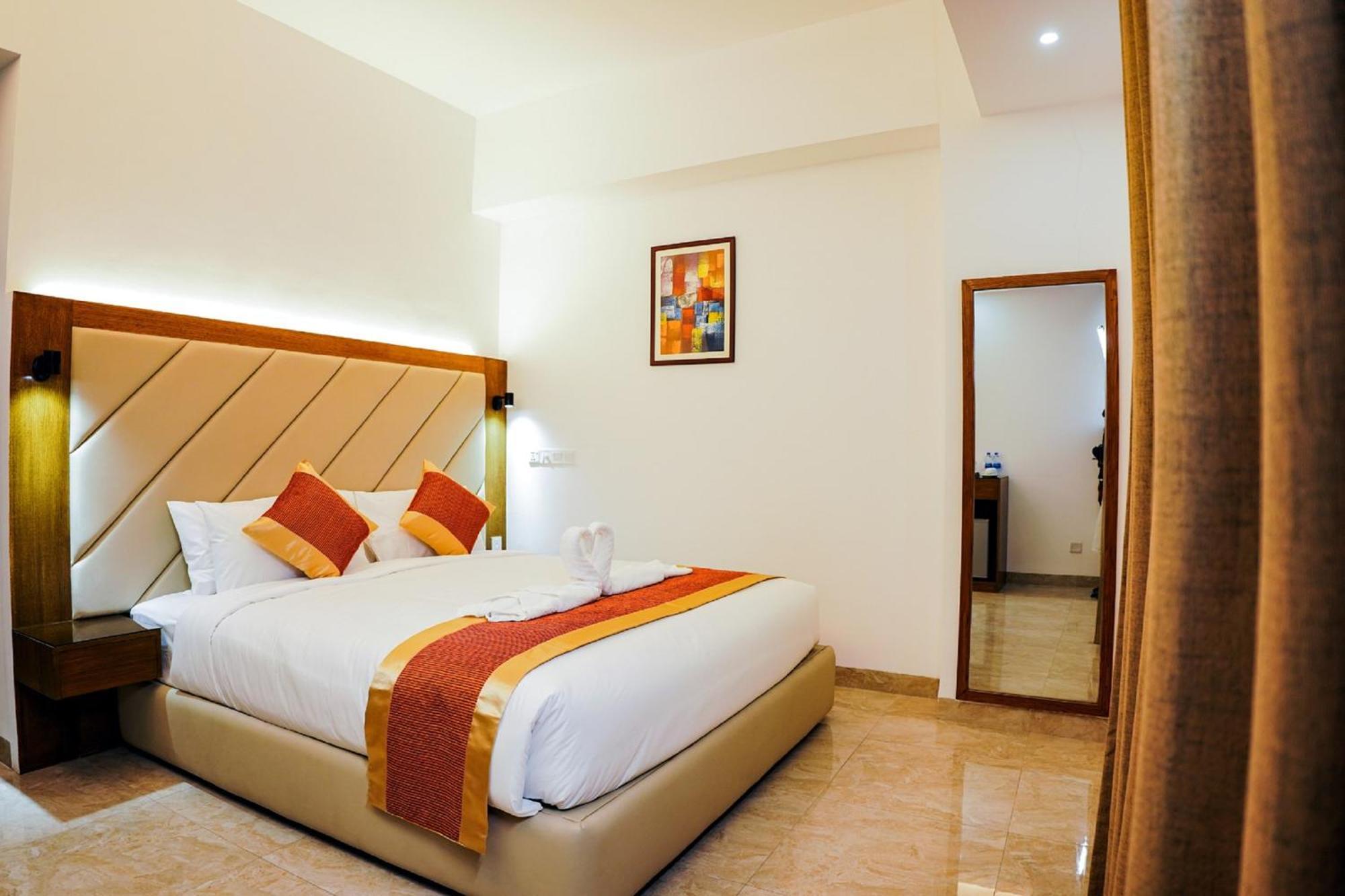 Hotel Studio23 ธากา ภายนอก รูปภาพ