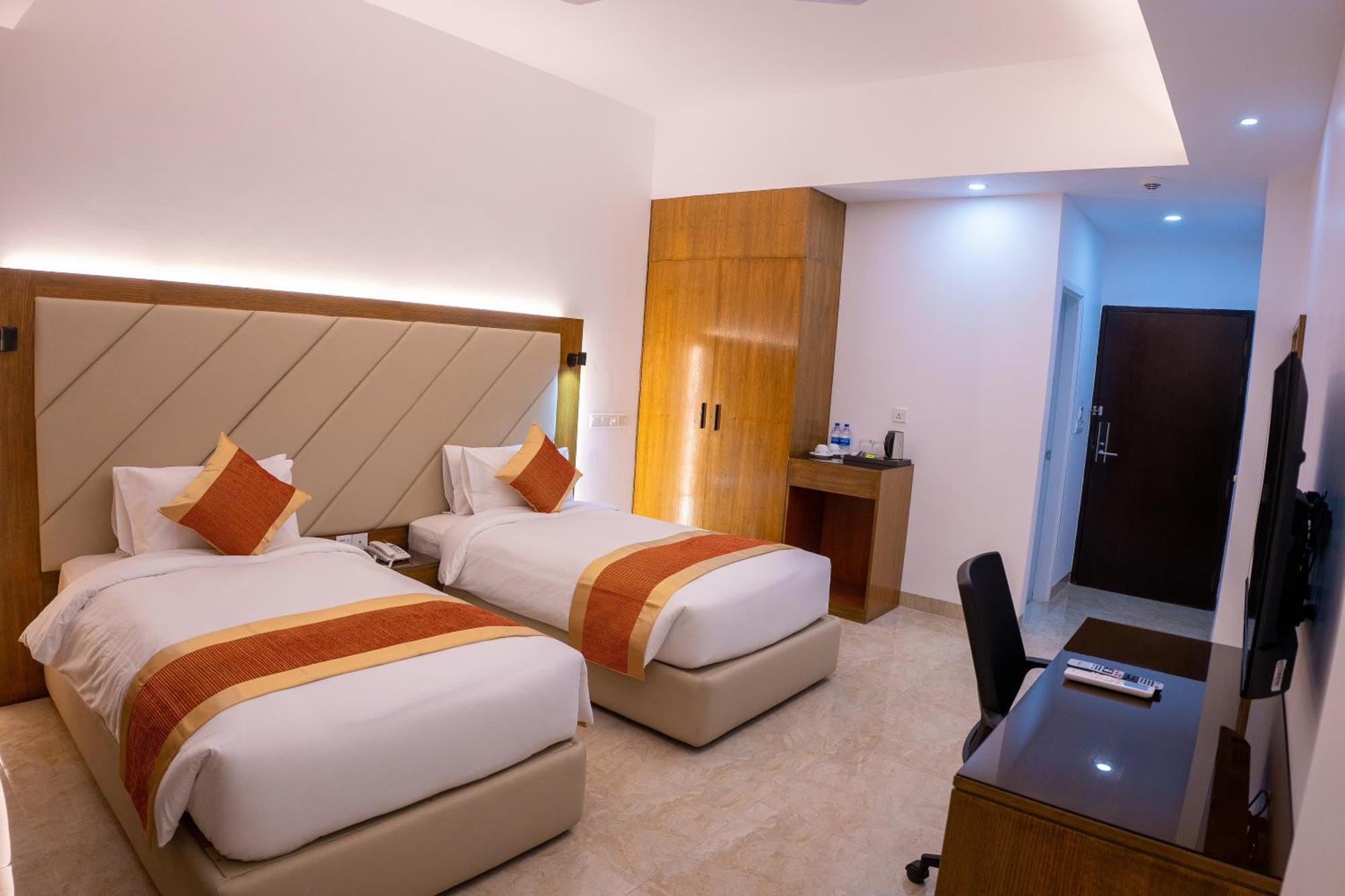 Hotel Studio23 ธากา ภายนอก รูปภาพ